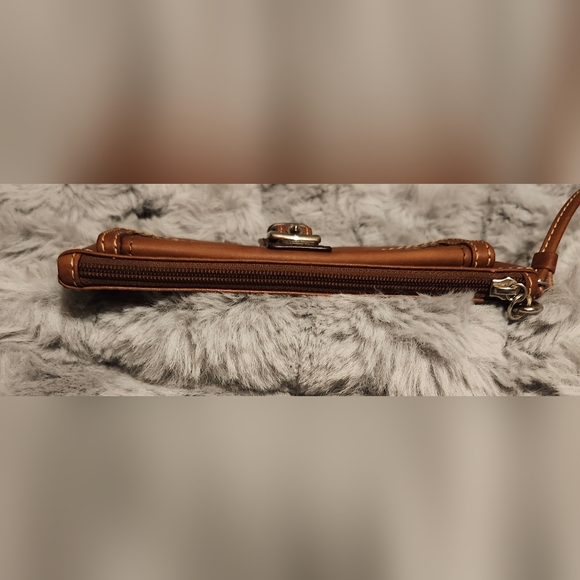 Vintage Coach Soho Brown Leather Wristlet